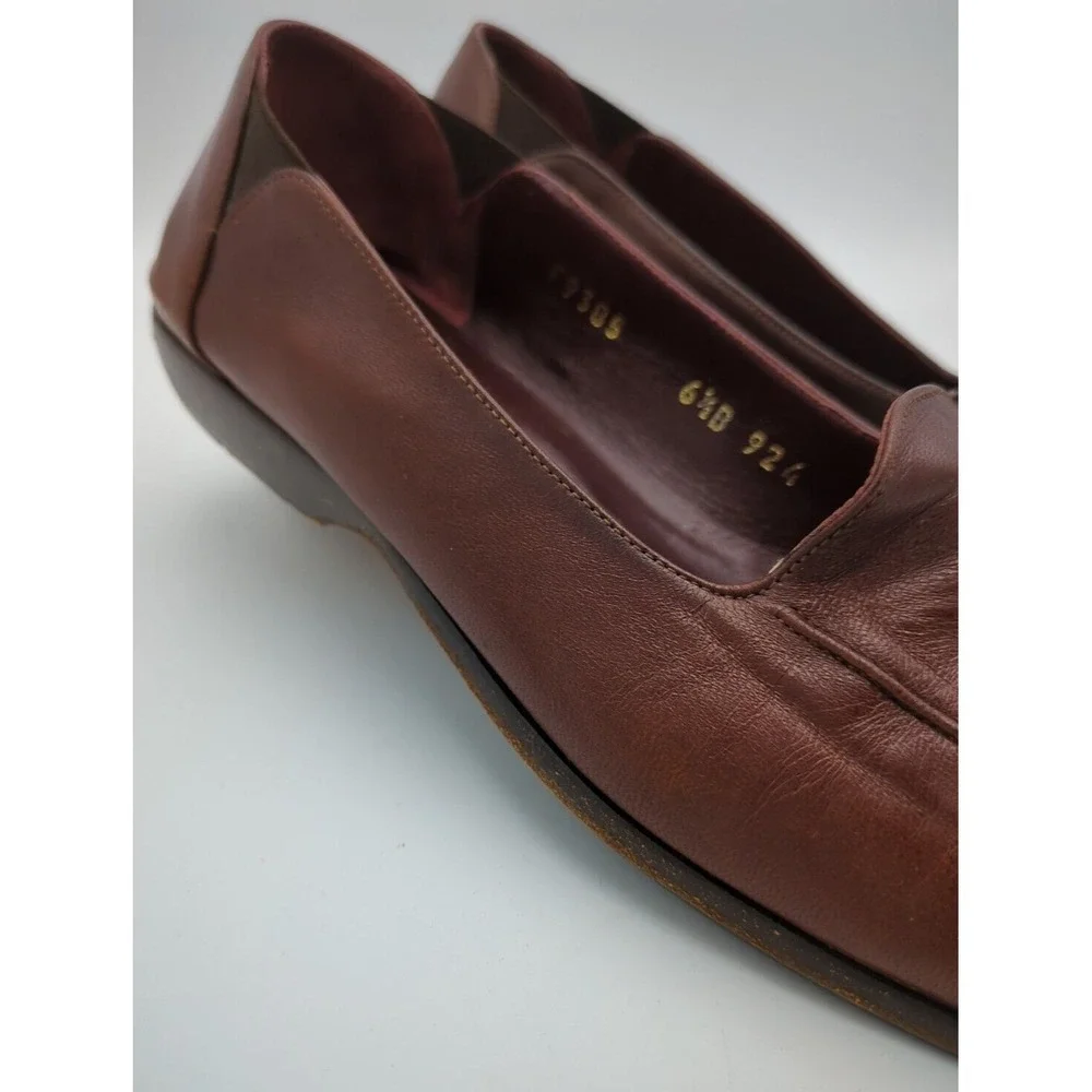 Cole Haan City Low Heel Loafers Italy Womens Size 6.5 B Brown Leather F9385‎